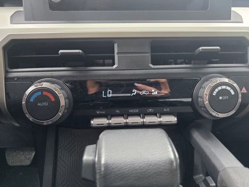 Used 2024 Toyota Tacoma TRD Off-Road AWD/4WD image 24