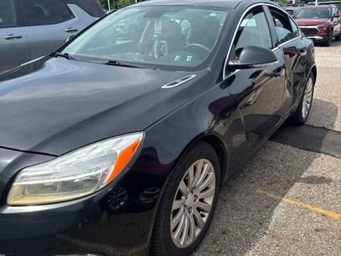 Used 2013 Buick Regal Premium FWD image 1