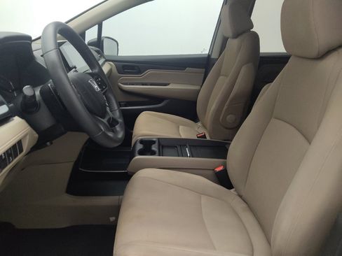 Used 2018 Honda Odyssey EX image 17