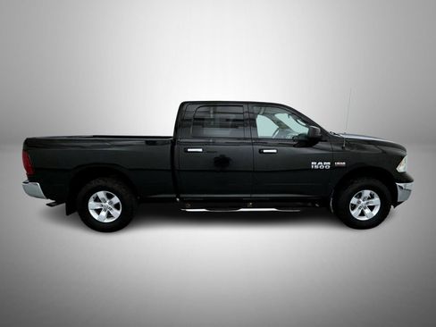 Used 2017 RAM 1500 Classic SLT image 4