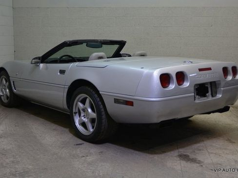 Used 1996 Chevrolet Corvette Convertible image 3
