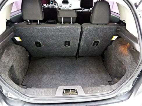 Used 2019 Ford Fiesta SE image 13