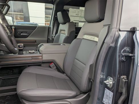 New 2025 GMC Hummer EV 3X image 13