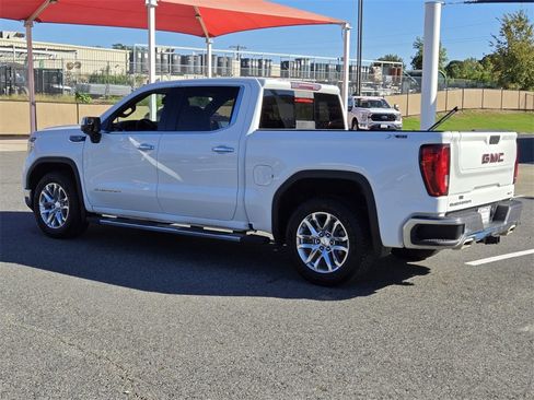 Used 2019 GMC Sierra 1500 SLT w/ SLT Premium Package image 3