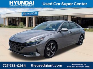 Used 2022 Hyundai Elantra Limited w/ Cargo Package FWD video 1