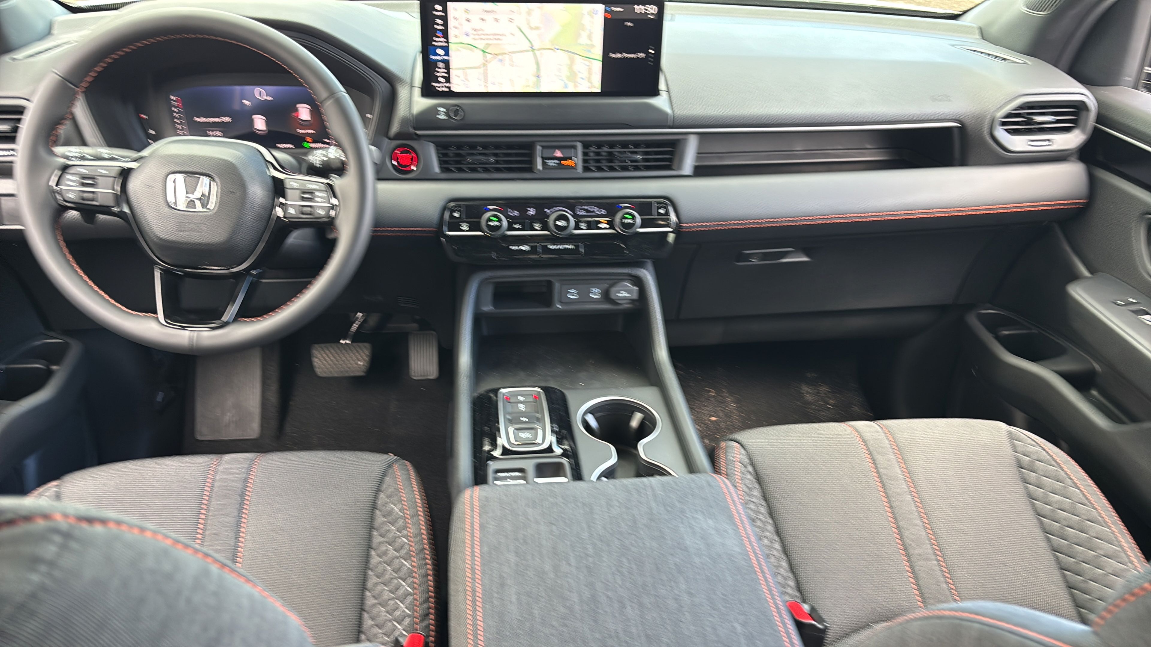 New 2026 Honda Pilot Sport image 12