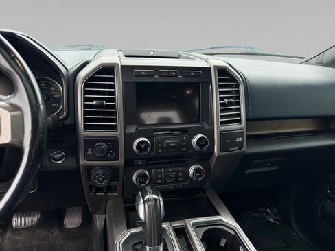 Used 2018 Ford F150 Limited image 11