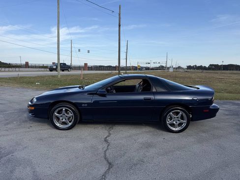 Used 2001 Chevrolet Camaro Z28 w/ SS Performance/Appearance Pkg image 2