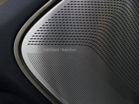 Used 2020 RAM 1500 Limited image 19