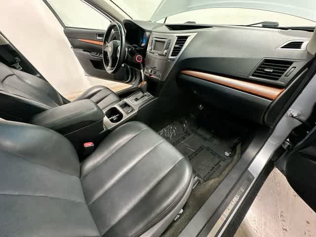 Used 2013 Subaru Outback 2.5i Limited AWD/4WD image 19