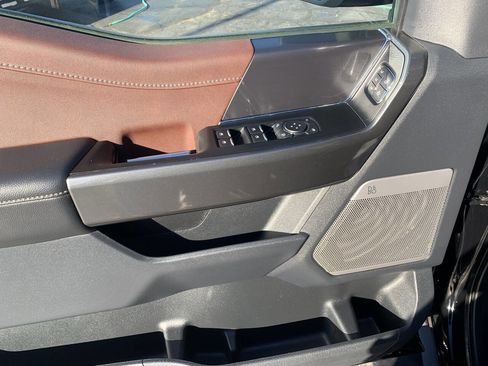 Used 2023 Ford F150 Lariat image 13