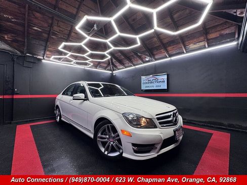Used 2013 Mercedes-Benz C 250 Sedan image 1