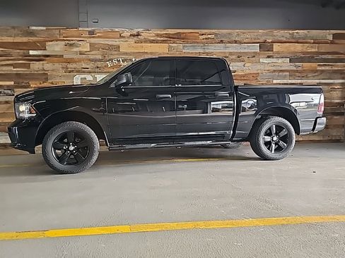 Used 2014 RAM 1500 Express w/ Black Ram 1500 Express Group image 14