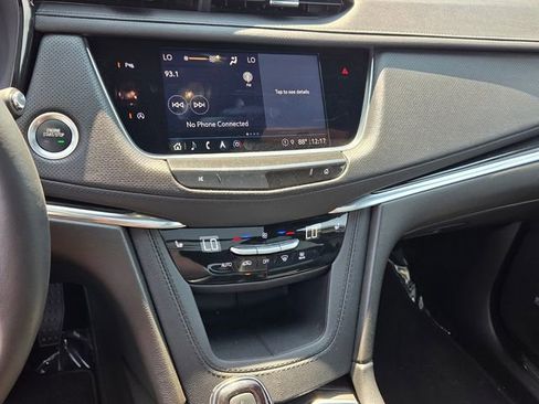 Used 2023 Cadillac XT5 Premium Luxury image 18