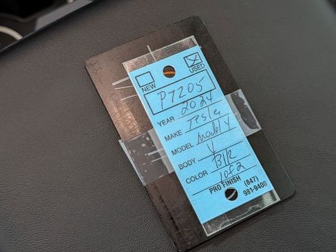 Used 2024 Tesla Model Y Performance image 27