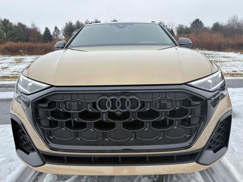 Used 2024 Audi SQ8 Premium Plus w/ 23" Wheel Package image 3