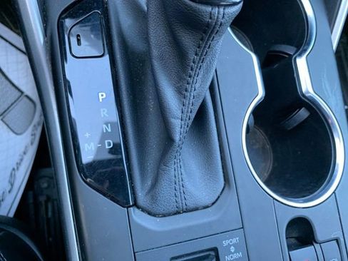 Used 2021 Toyota Highlander XSE image 23