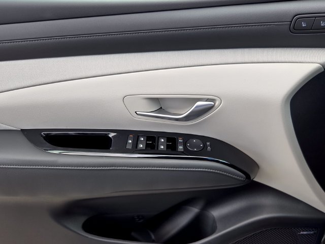 New 2026 Hyundai Tucson Limited FWD image 14