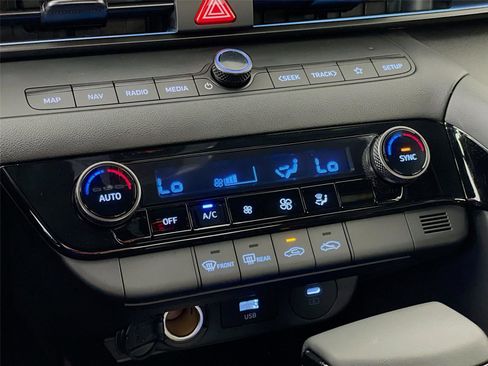 Certified 2026 Hyundai Elantra Sport FWD image 20
