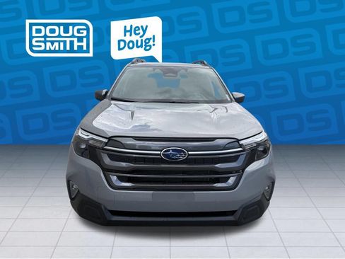 Used 2026 Subaru Forester Premium AWD/4WD image 3