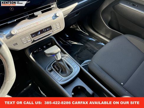 Used 2025 Hyundai Kona SEL image 22