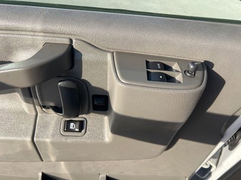 Used 2019 Chevrolet Express 3500 LT w/ LT Preferred Equipment Group RWD image 52