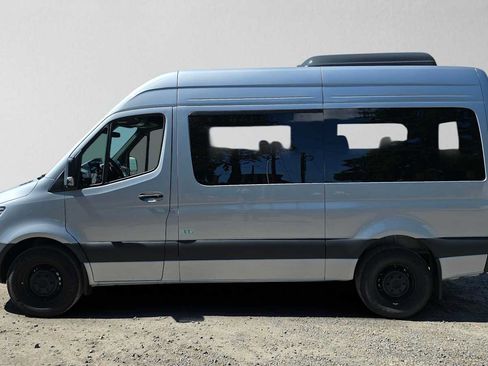 Used 2025 Mercedes-Benz Sprinter 2500 image 6