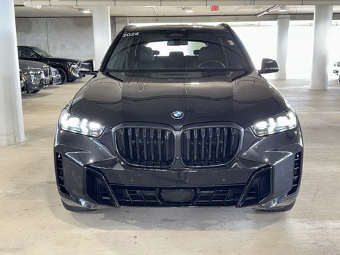 Used 2024 BMW X5 sDrive40i w/ M Sport Package RWD image 3