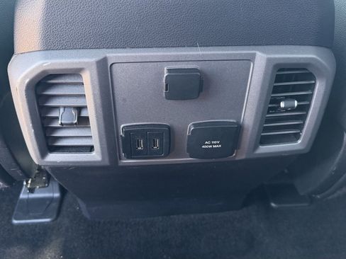 Used 2017 Ford F150 Raptor w/ Equipment Group 802A Luxury image 22