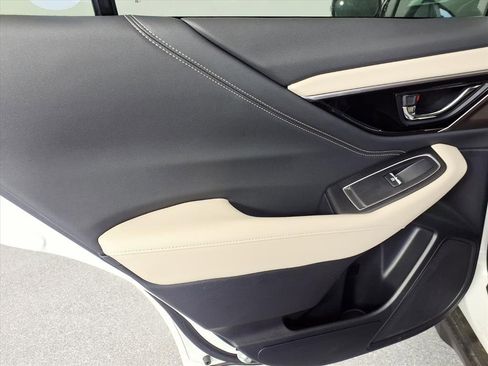 Certified 2025 Subaru Outback Limited image 11