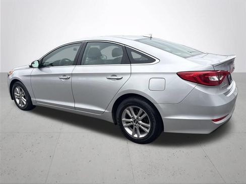 Used 2016 Hyundai Sonata SE FWD image 9