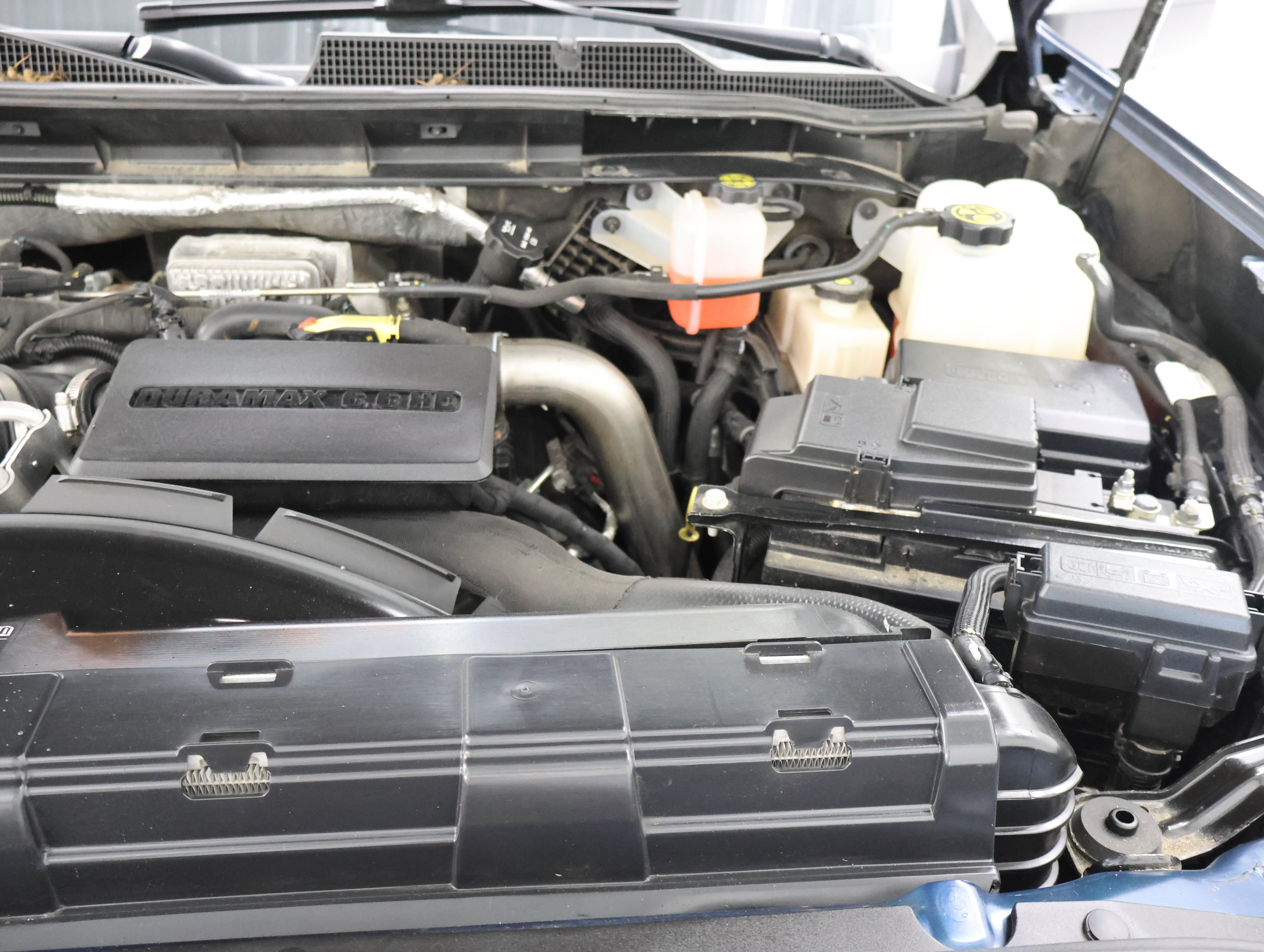 Used 2023 Chevrolet Silverado 2500 LT AWD/4WD image 17