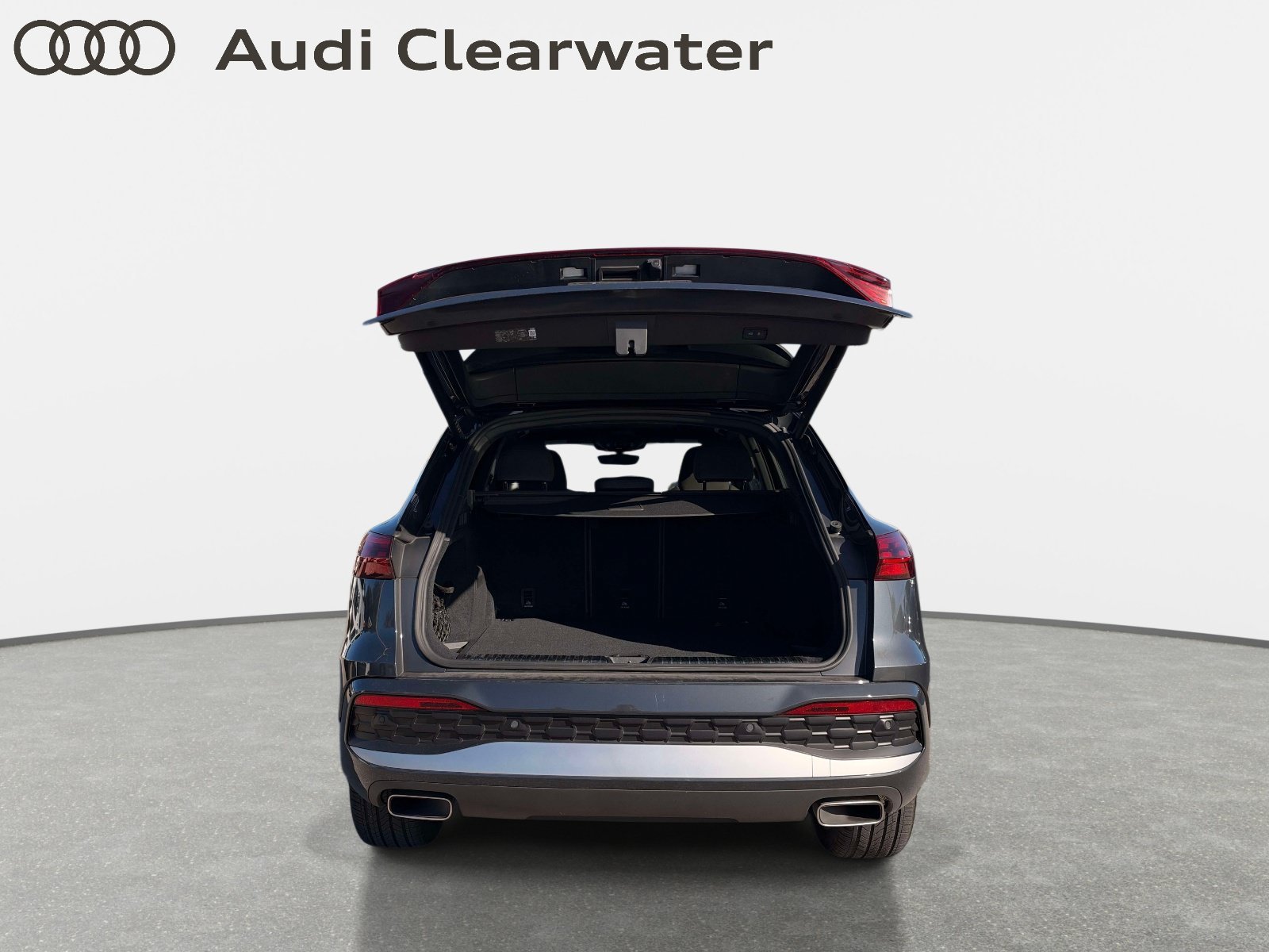 Used 2025 Audi Q5 Premium Plus w/ Premium Plus AWD/4WD image 7