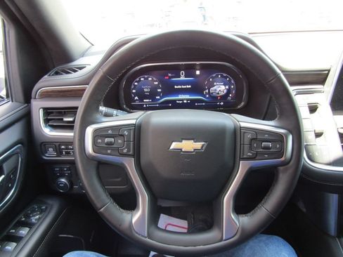 Used 2023 Chevrolet Suburban Premier w/ Texas Edition AWD/4WD image 33