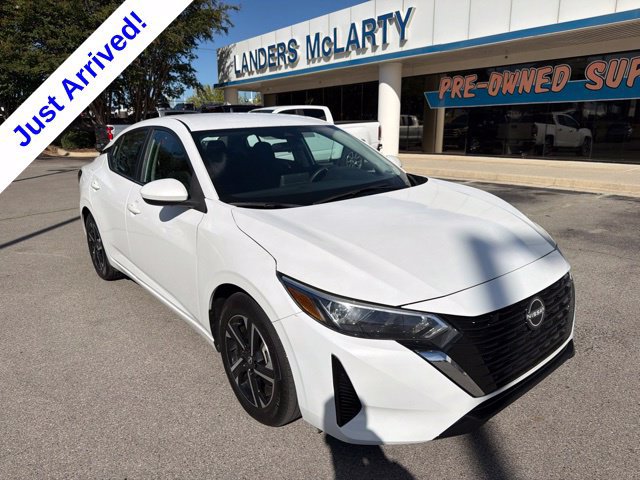 Used 2024 Nissan Sentra SV FWD image 1