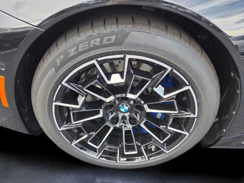New 2027 BMW M5 w/ M Driver's Package AWD/4WD image 9