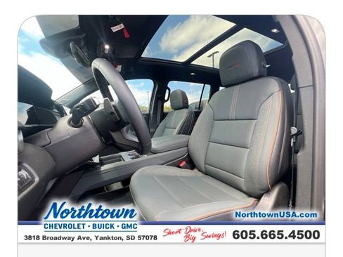 Used 2026 GMC Acadia AT4 w/ Luxury Package AWD/4WD image 14