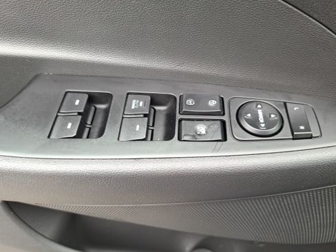 Used 2020 Hyundai Tucson SE FWD image 25