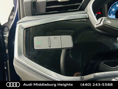 Certified 2025 Audi Q3 2.0T Premium w/ Convenience Package image 18