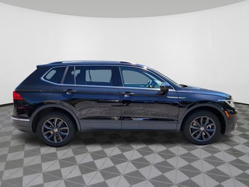 Certified 2024 Volkswagen Tiguan SE AWD/4WD image 6