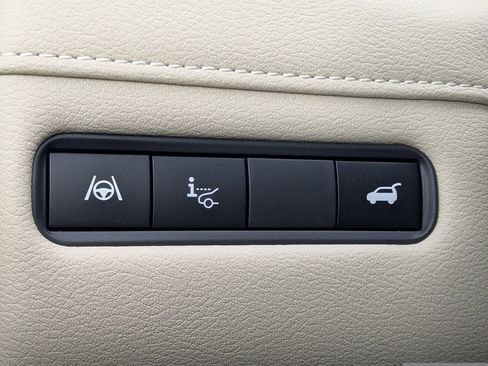 New 2026 Nissan Armada Platinum image 22