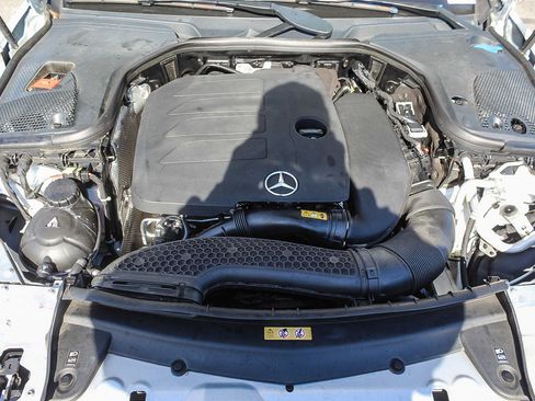 Used 2022 Mercedes-Benz E 350 Sedan image 27