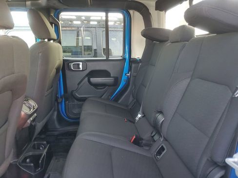 Used 2021 Jeep Gladiator Sport image 35