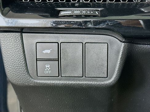 Used 2025 Honda CR-V EX-L image 17