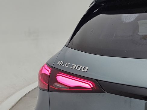 New 2026 Mercedes-Benz GLC 300 4MATIC image 24