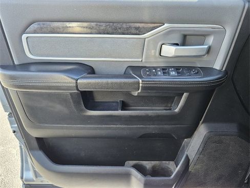 Used 2020 RAM 2500 Big Horn image 25