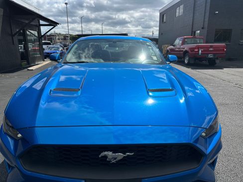 Used 2019 Ford Mustang Coupe RWD image 22