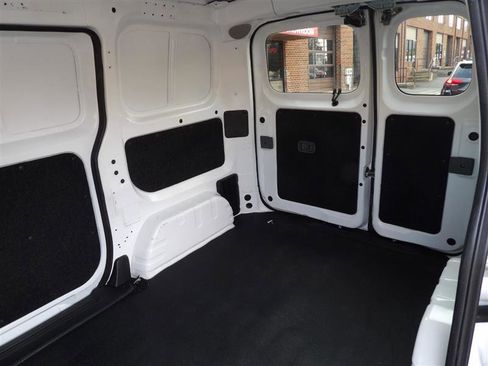 Used 2019 Nissan NV200 SV w/ Navigation Package image 12