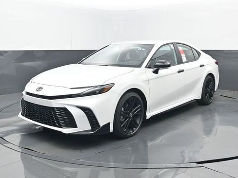 New 2026 Toyota Camry Hybrid image 22