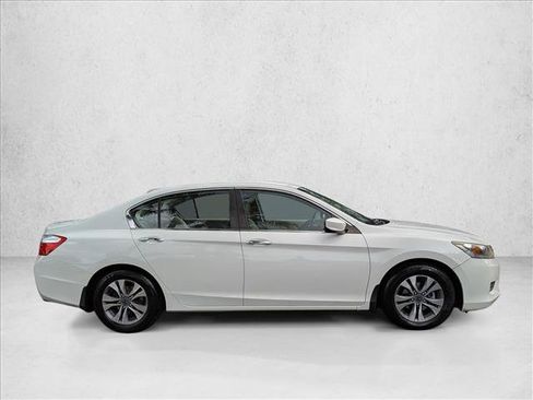 Used 2013 Honda Accord LX image 4